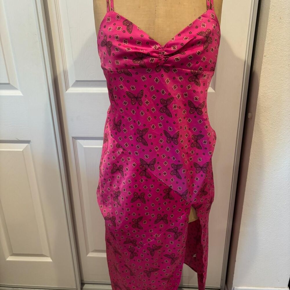 Urban Outfitters Fuschia Butterfly Print Midi Dress (M)